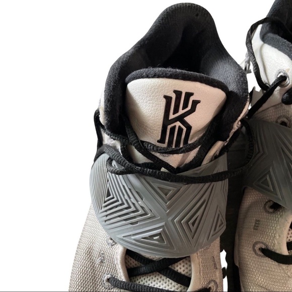 Nike Zoom Kyrie Flytrap III shoes JBY 11.23 sneakers white gray black - Picture 10 of 14